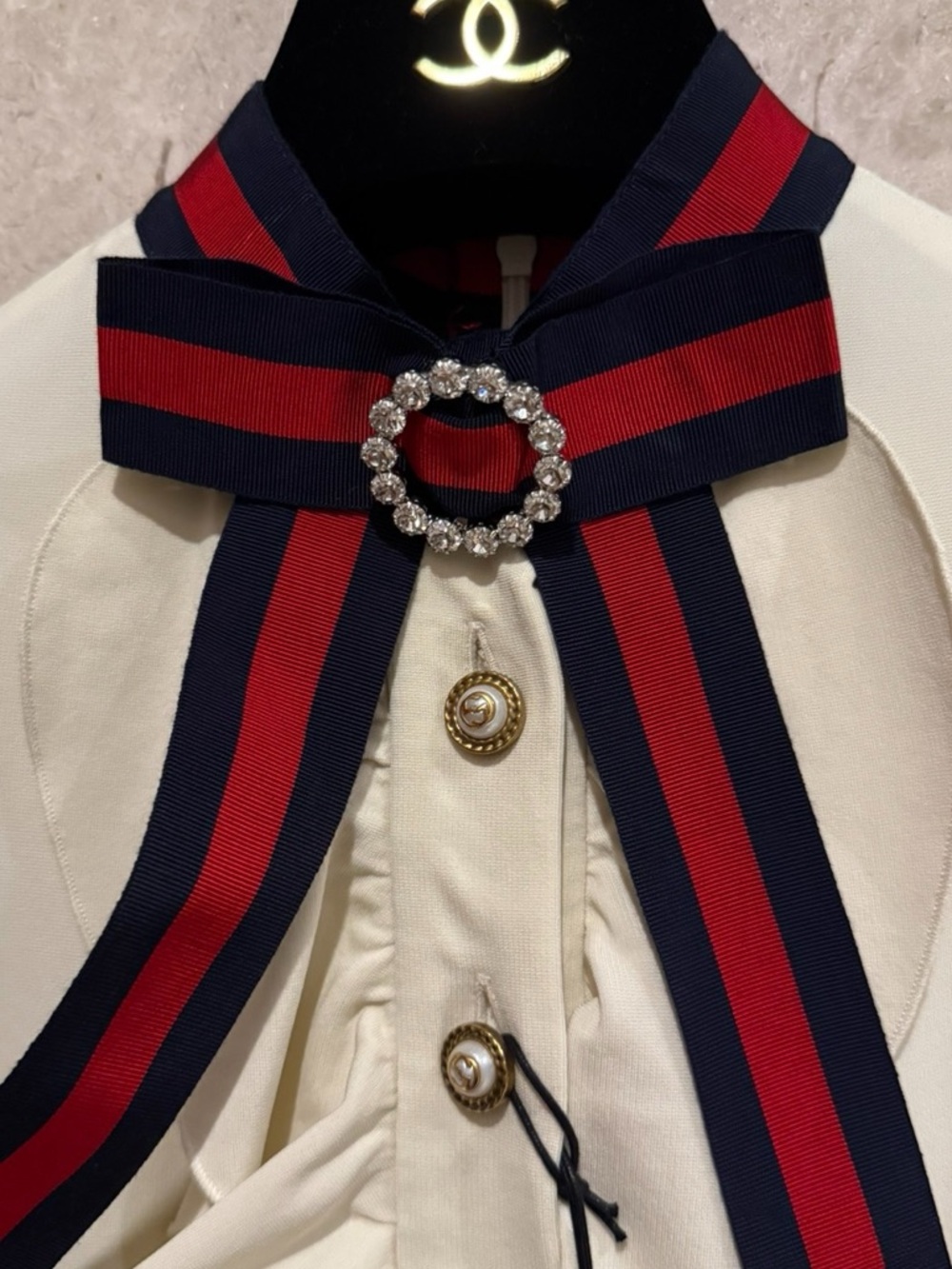 Gucci Cream and Black Ruffled Bow-Front Midi Dress with Signature Stripe - Picture 4 of 7